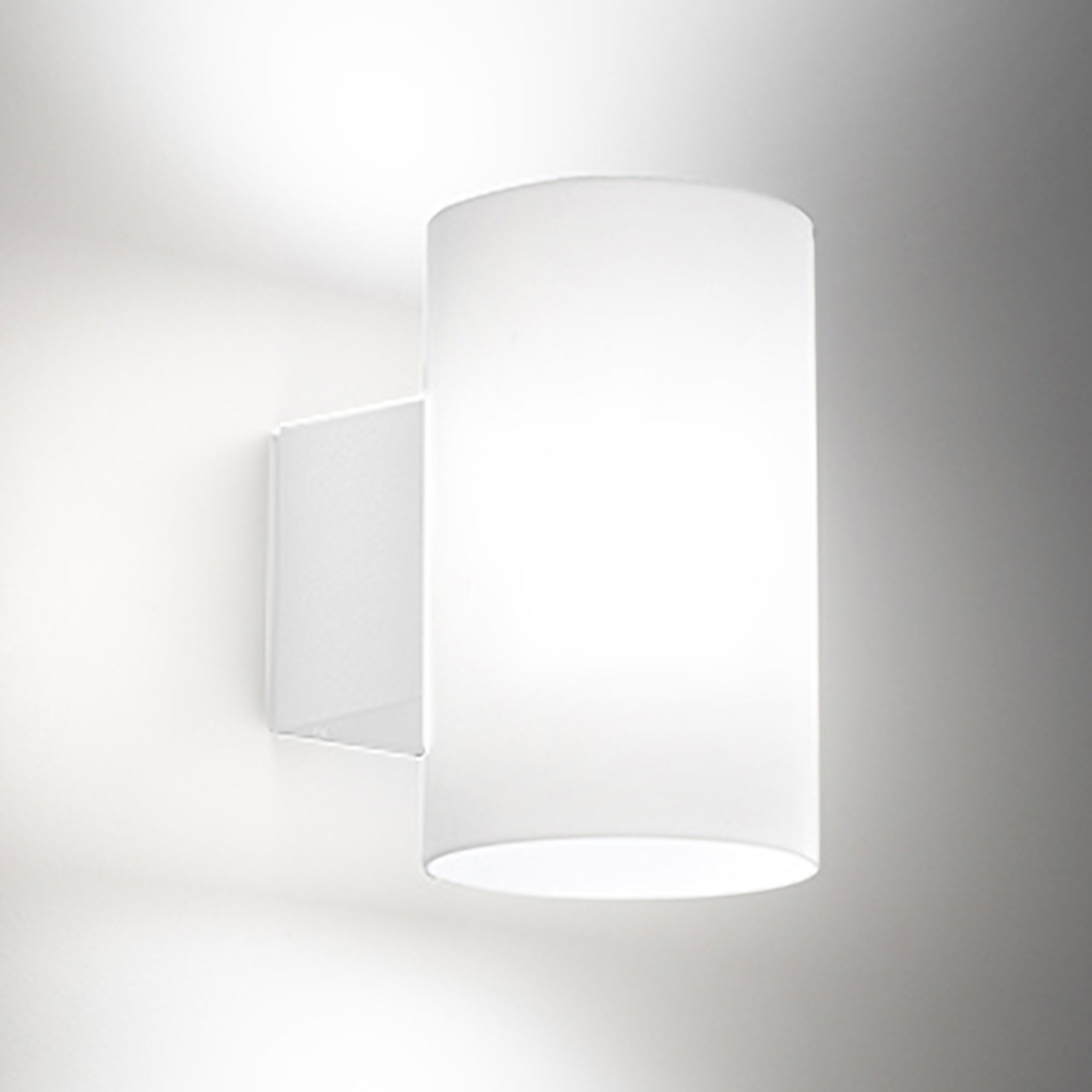 Bianca lampada da parete - Zafferano